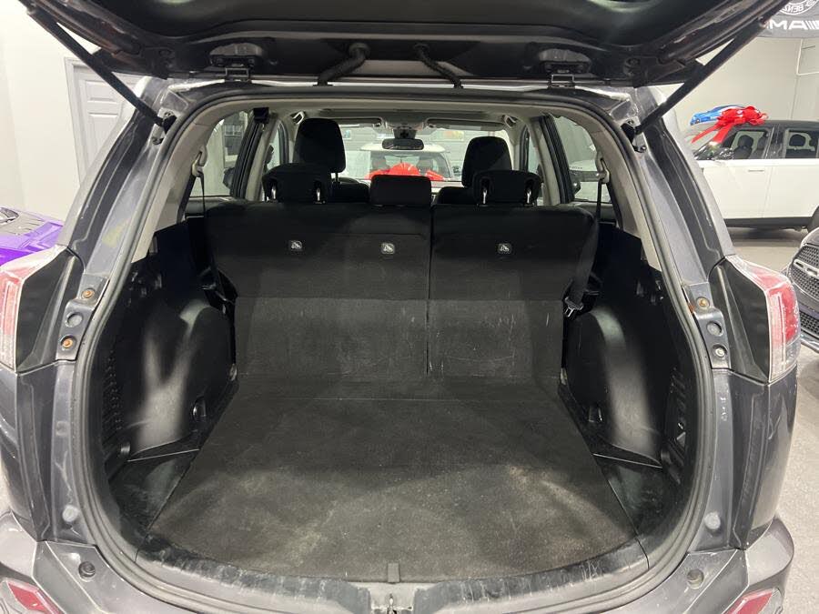 Vehicle view 18