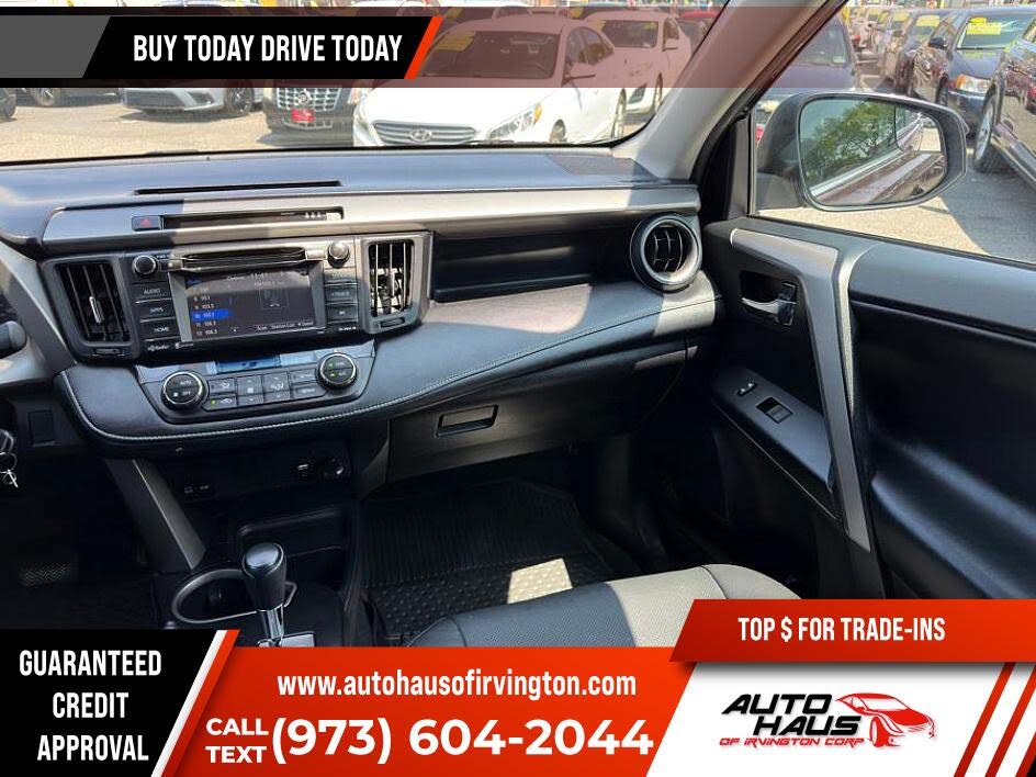 Vehicle view 19