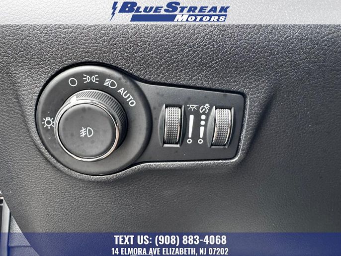 Vehicle view 27