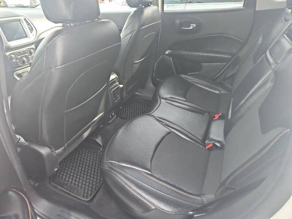 Vehicle view 12