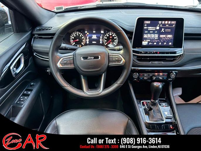 Vehicle view 29