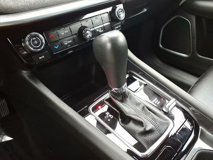 Vehicle view 17