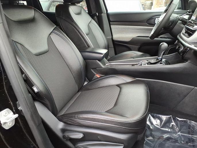 Vehicle view 18