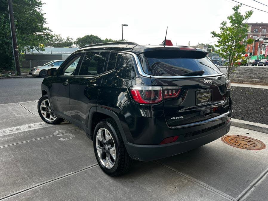 Vehicle view 6