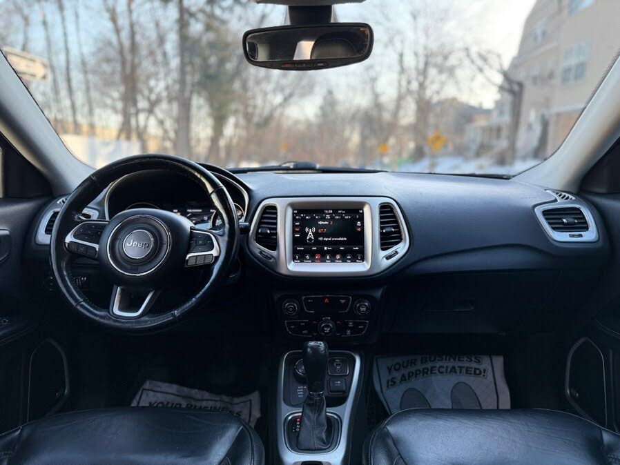 Vehicle view 19