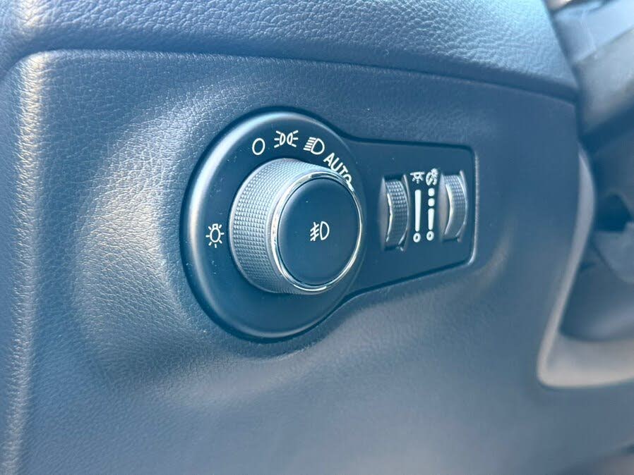 Vehicle view 23