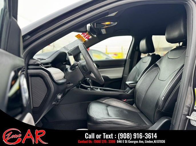 Vehicle view 18