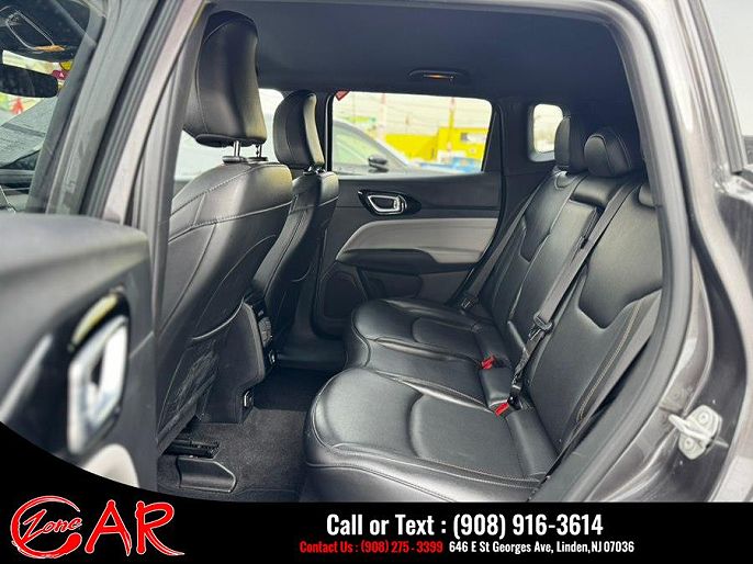 Vehicle view 19