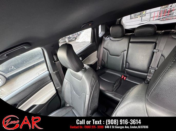 Vehicle view 21