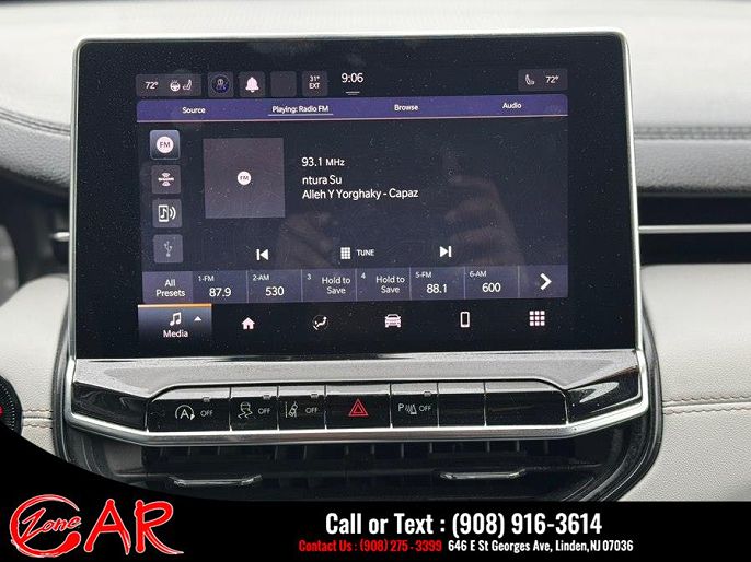 Vehicle view 25