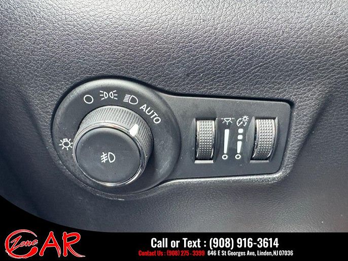 Vehicle view 33