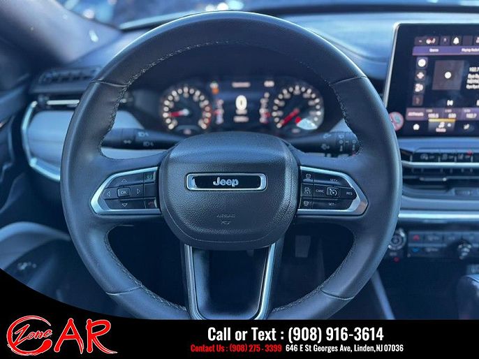 Vehicle view 29