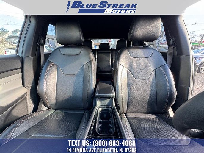 Vehicle view 18
