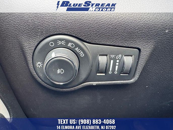 Vehicle view 28