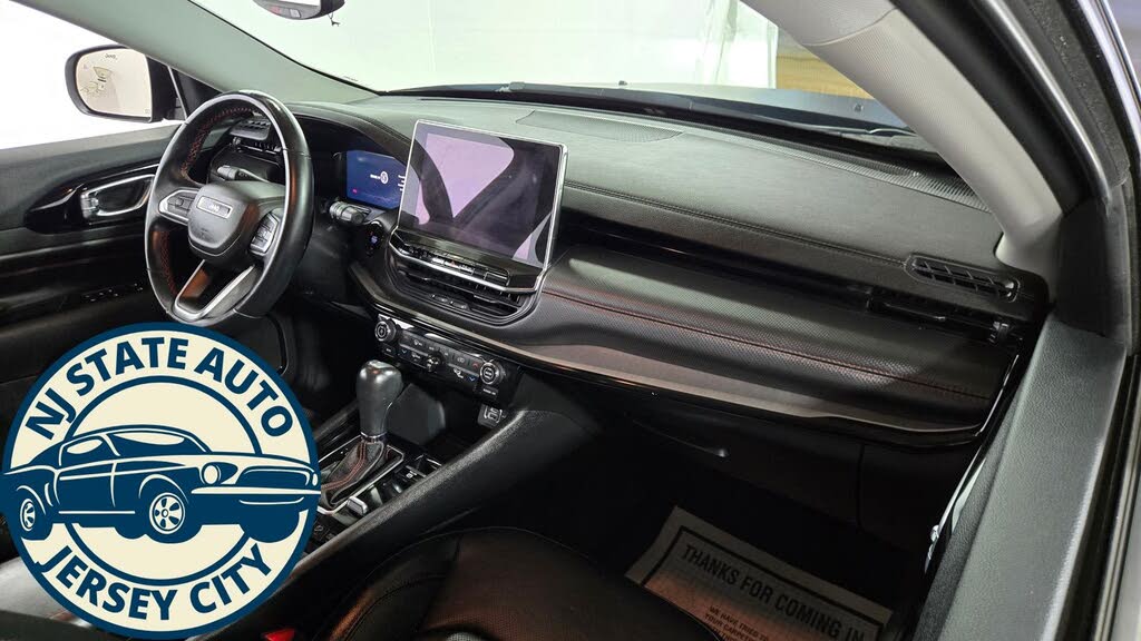 Vehicle view 35