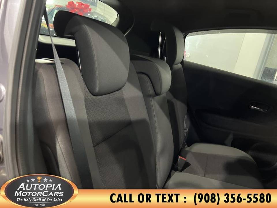 Vehicle view 16