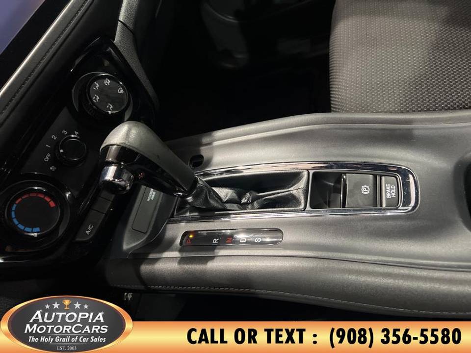 Vehicle view 25