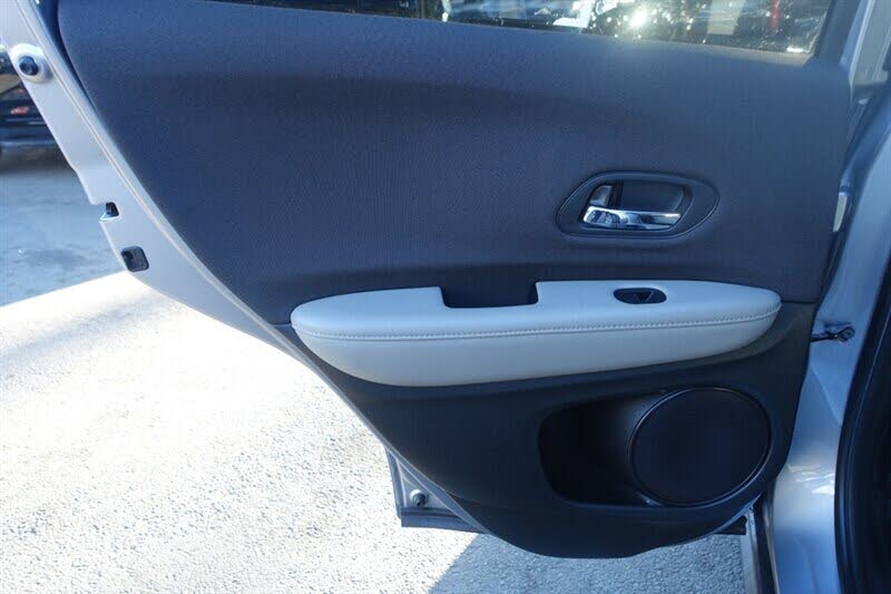 Vehicle view 12