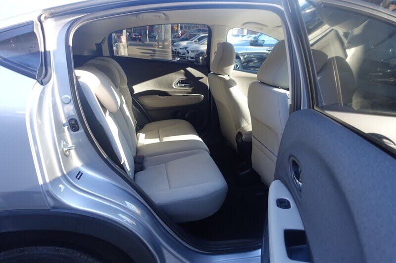Vehicle view 16
