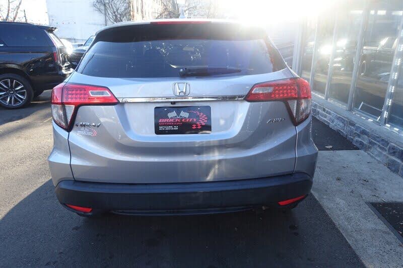 Vehicle view 7