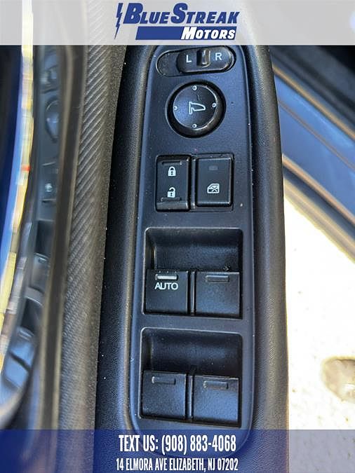 Vehicle view 27