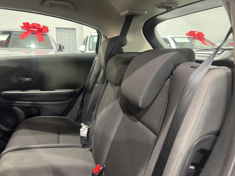 Vehicle view 17