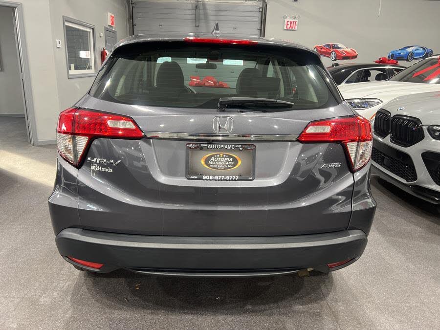 Vehicle view 6