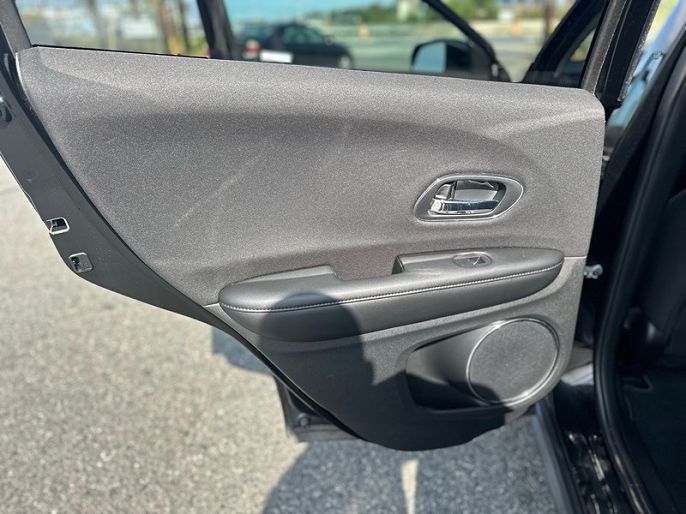 Vehicle view 21