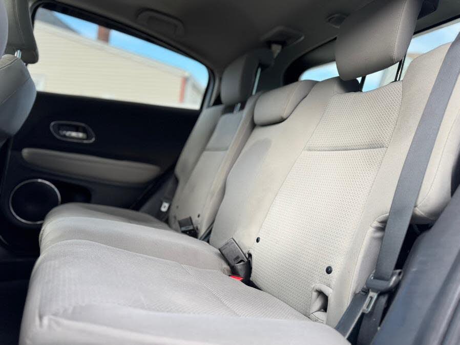 Vehicle view 17