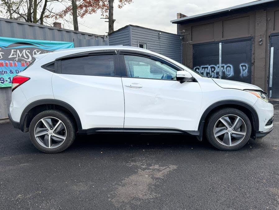 Vehicle view 5