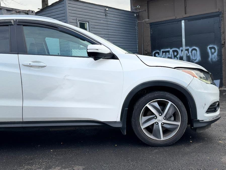 Vehicle view 6