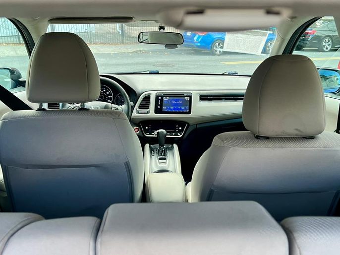 Vehicle view 59