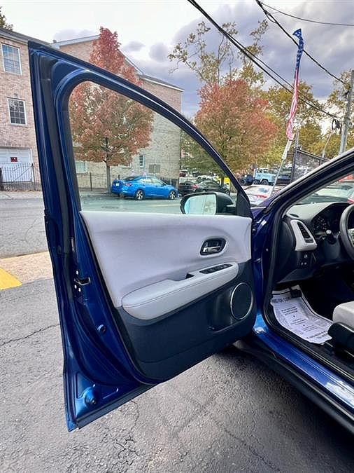 Vehicle view 64