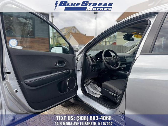Vehicle view 15