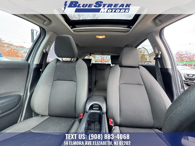 Vehicle view 19