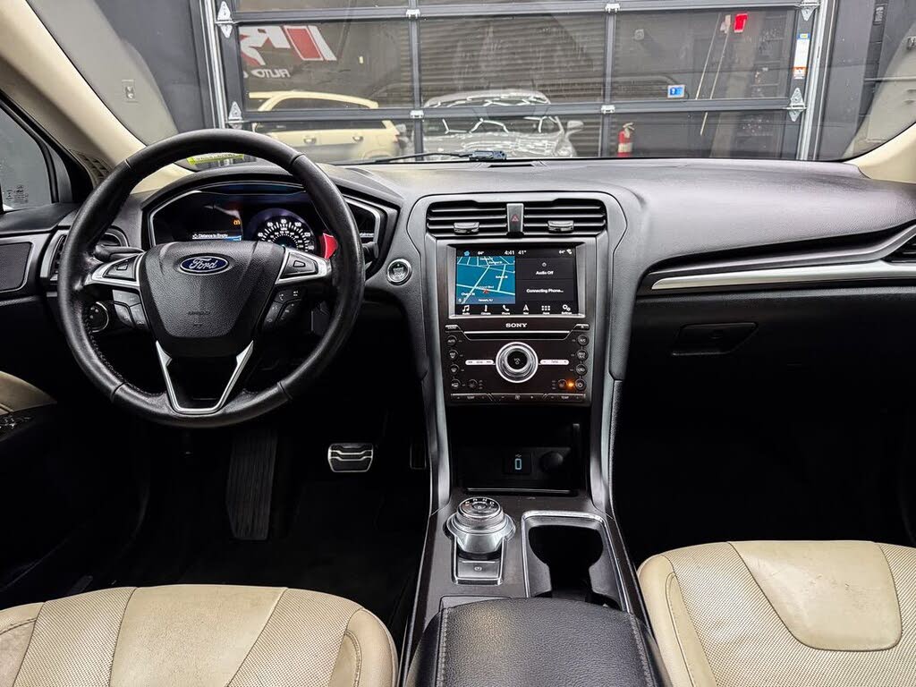 Vehicle view 17