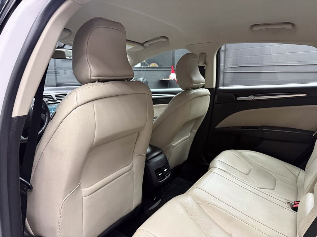 Vehicle view 29