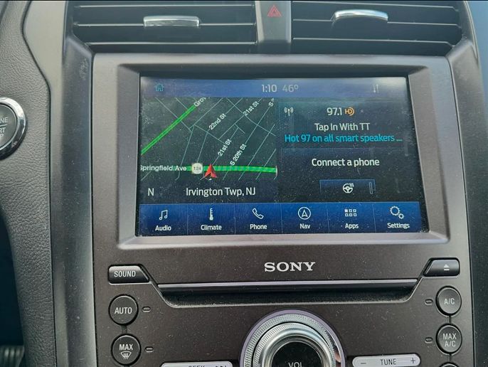 Vehicle view 8