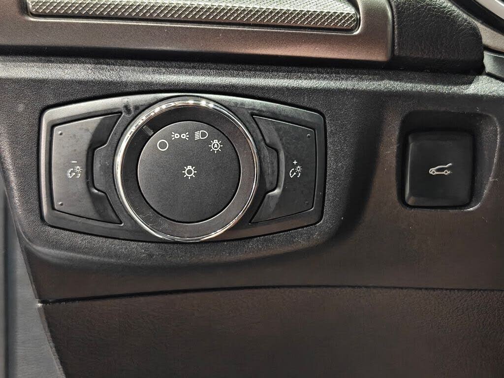 Vehicle view 37