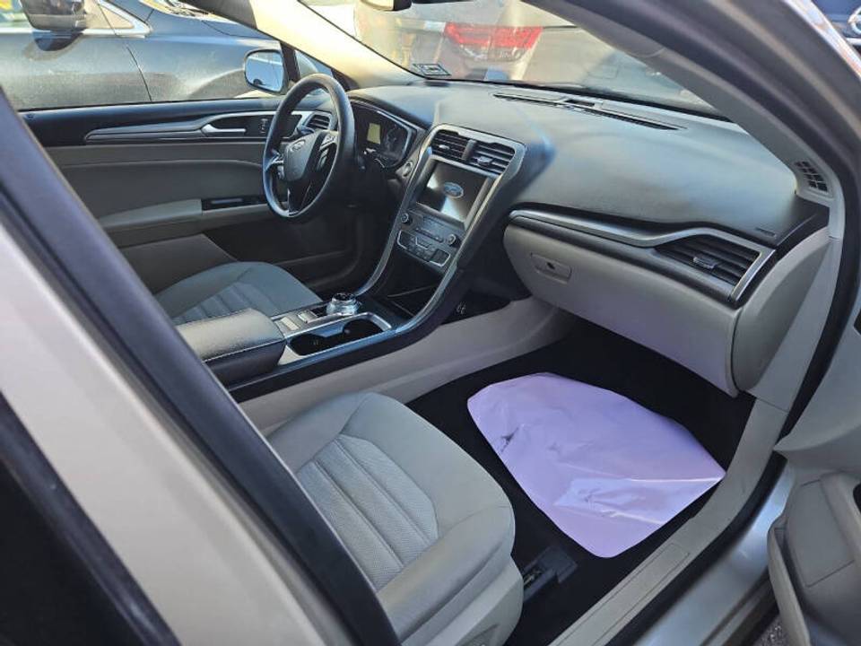Vehicle view 7