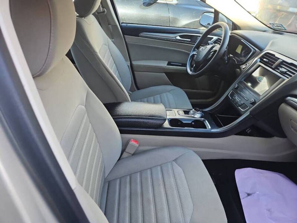 Vehicle view 9