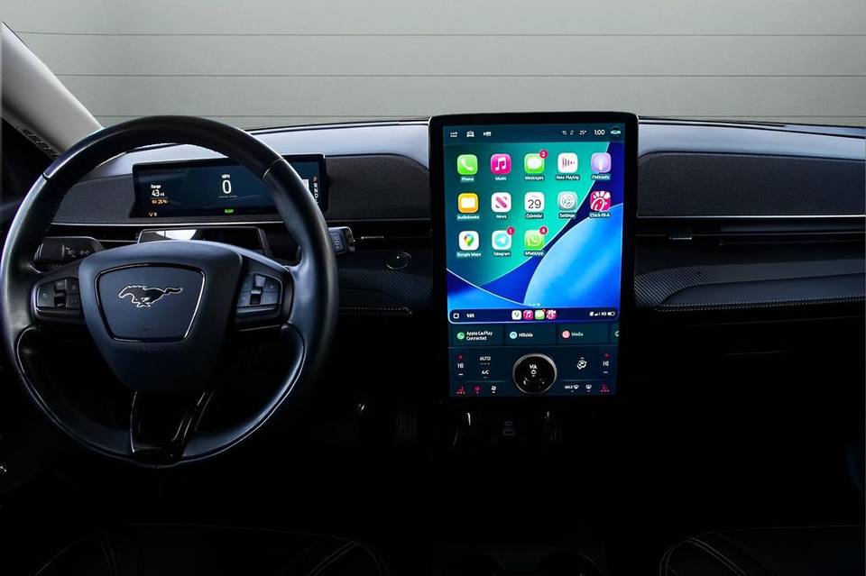 Vehicle view 25