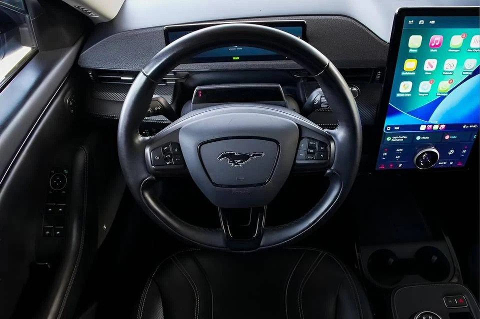 Vehicle view 26