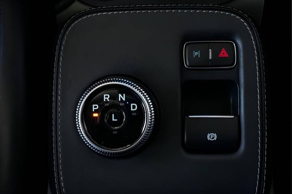 Vehicle view 37