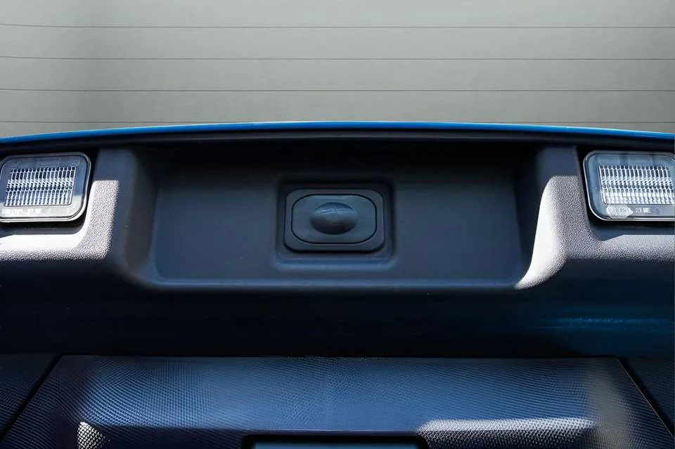 Vehicle view 57
