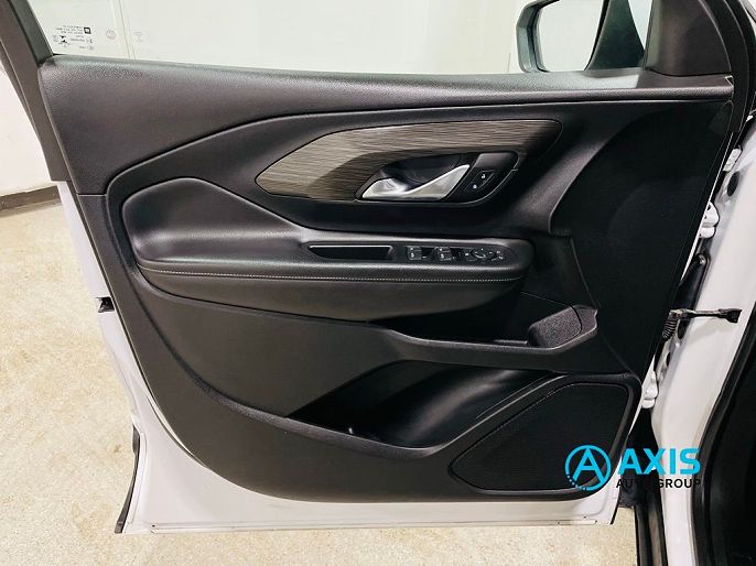 Vehicle view 38