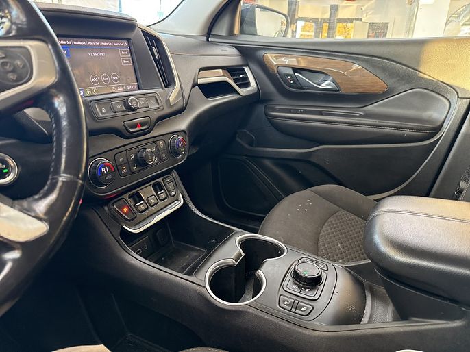 Vehicle view 12