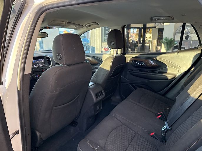 Vehicle view 16