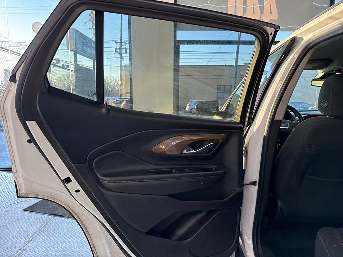 Vehicle view 18
