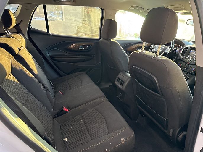 Vehicle view 19
